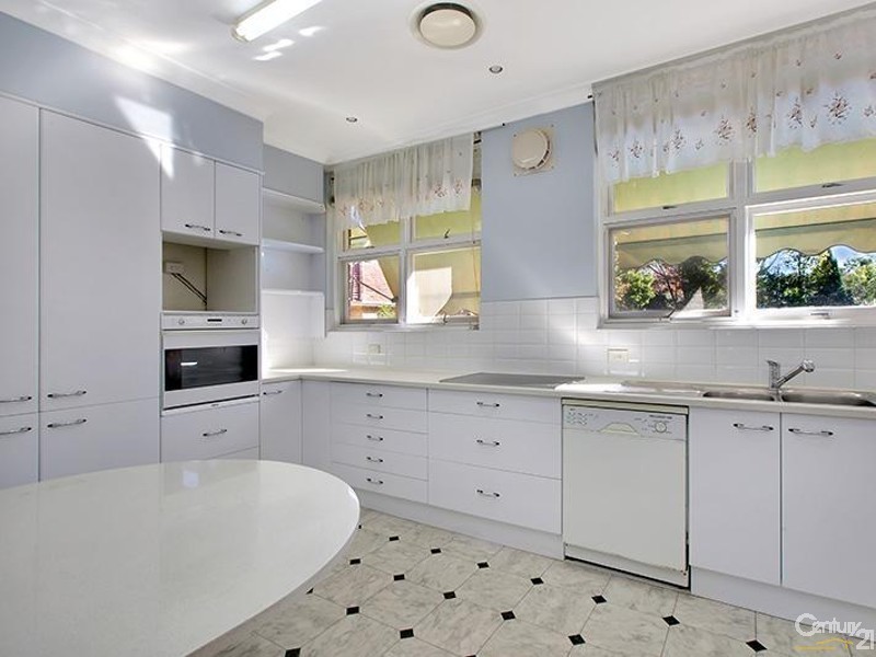 30 Pleasant Avenue, East Lindfield NSW 2070