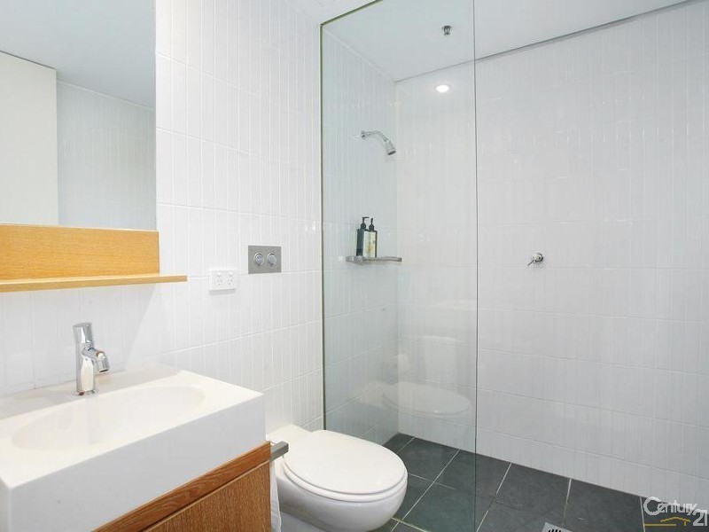 2002/129 Harrington Street, Sydney NSW 2000