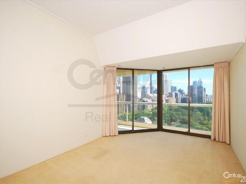 1806/187 Liverpool St, Sydney NSW 2000