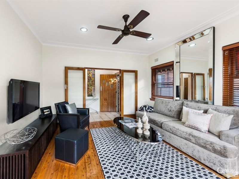 689 Mowbray Rd, Lane Cove NSW 2066