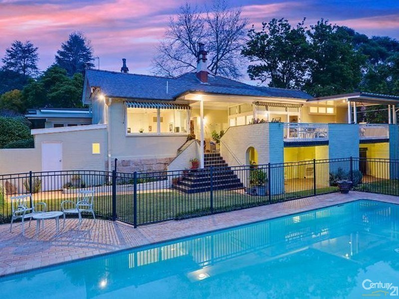 4 Burns Road, Wahroonga NSW 2076