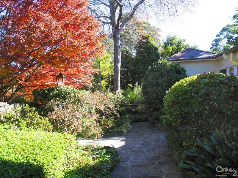 4 Burns Road, Wahroonga NSW 2076