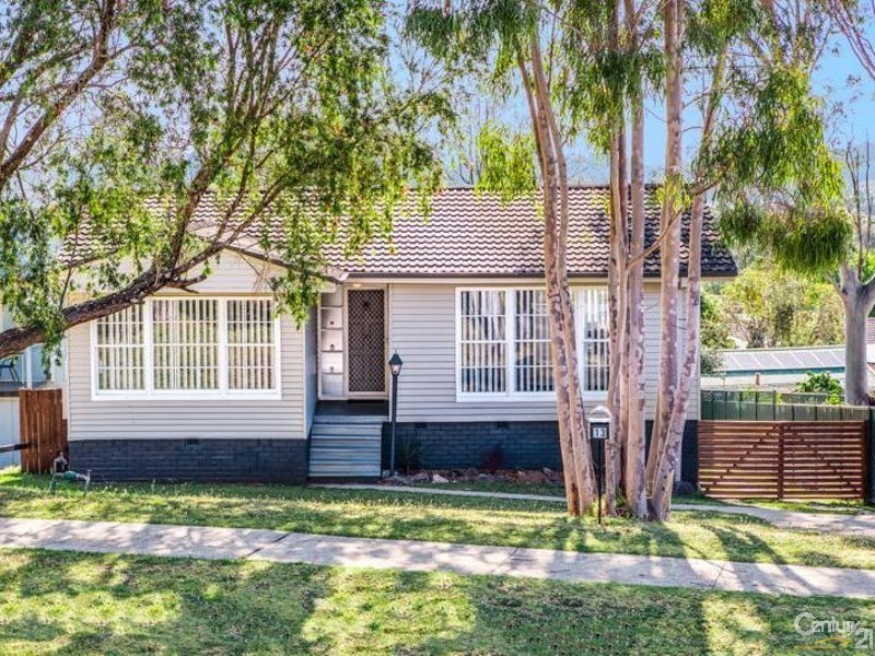 13 Grandview Drive, Campbelltown NSW 2560
