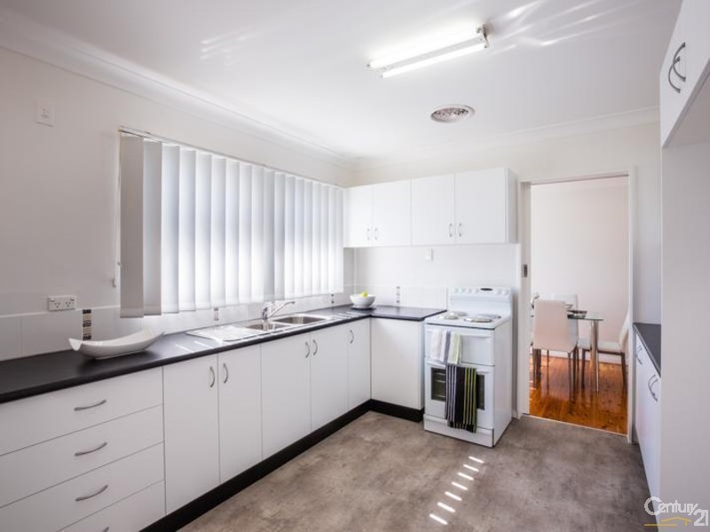 13 Grandview Drive, Campbelltown NSW 2560