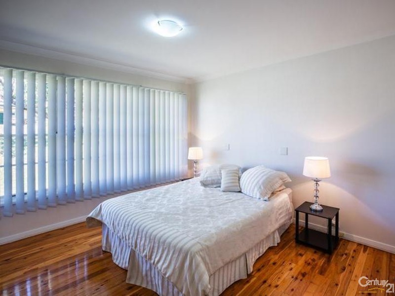 13 Grandview Drive, Campbelltown NSW 2560