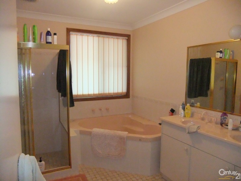 21 Shallow Bay Road, Coomba Park NSW 2428