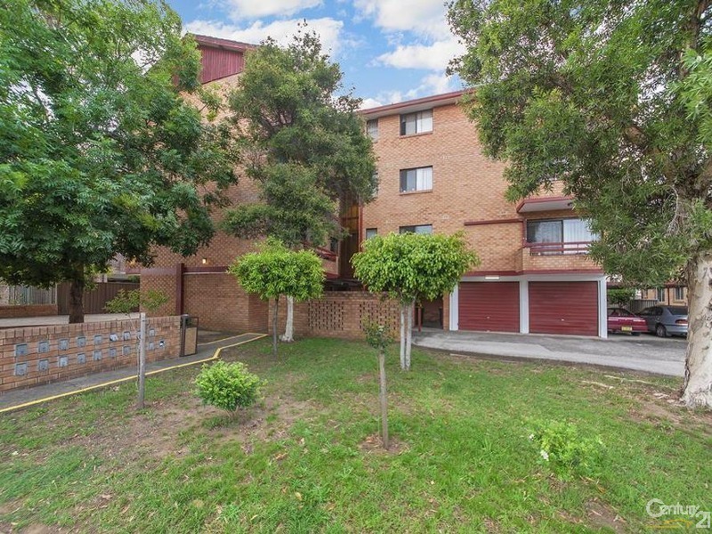2/39 Bathurst Street, Liverpool NSW 2170