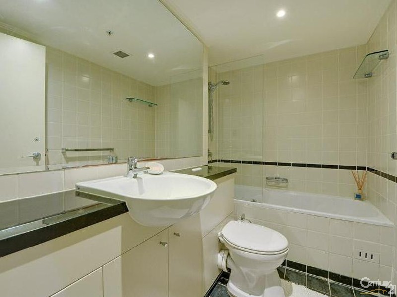 1 Sergeants Lane, St Leonards NSW 2065