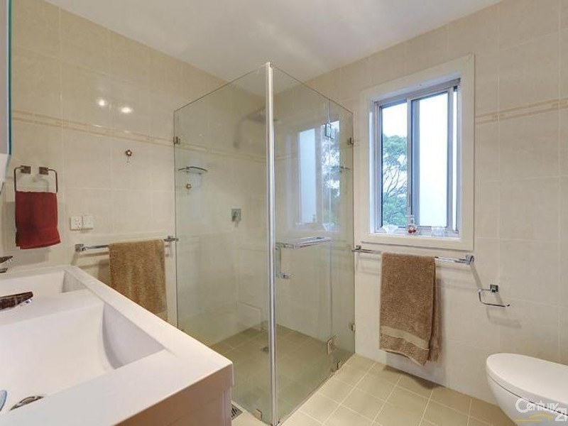 17 Heaney Close, Mount Colah NSW 2079