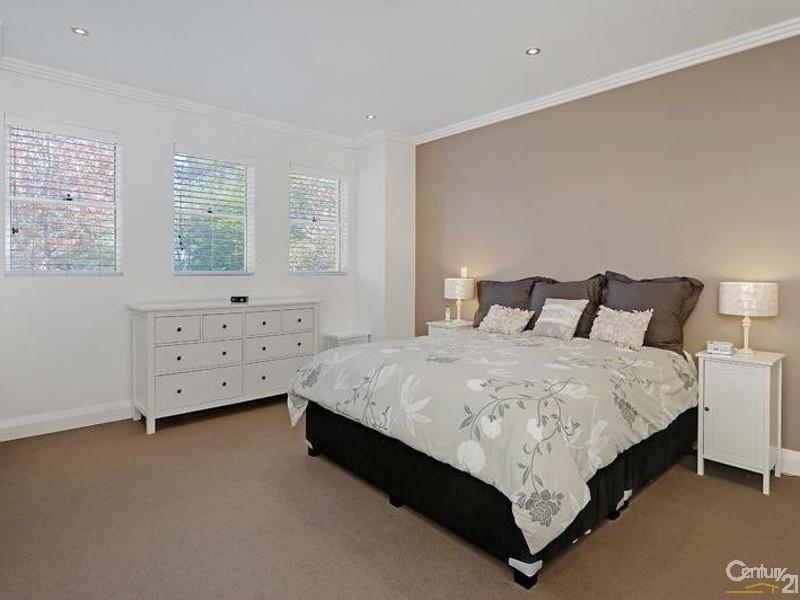 15D Wahroonga Avenue, Wahroonga NSW 2076