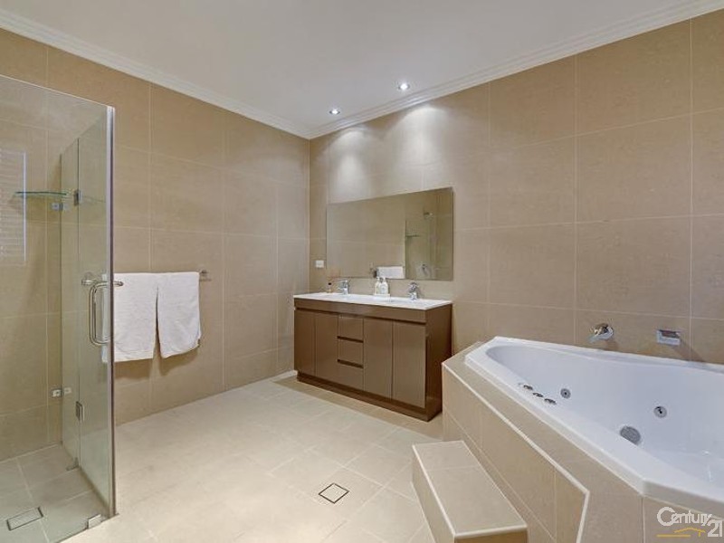 15D Wahroonga Avenue, Wahroonga NSW 2076