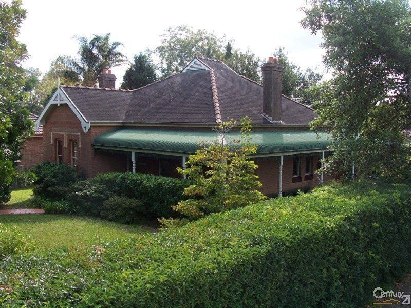 59 Edgeworth David Ave, Waitara NSW 2077