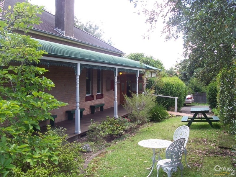 59 Edgeworth David Ave, Waitara NSW 2077