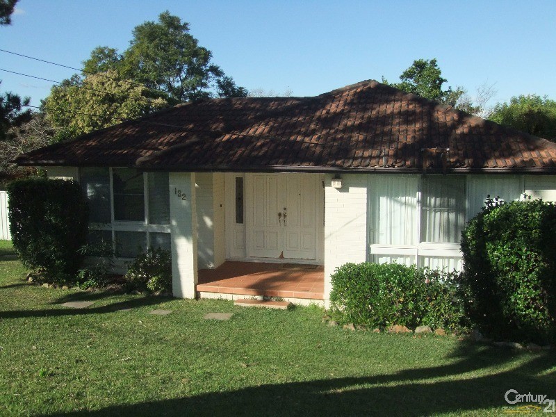 132 Chapel Lane, Baulkham Hills NSW 2153