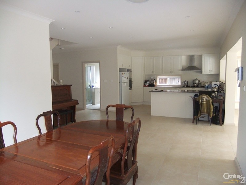 8 Rotherwood Avenue, Asquith NSW 2077