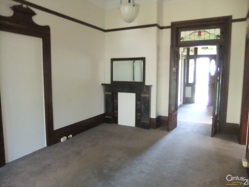 1/7 The Crescent, Pennant Hills NSW 2120