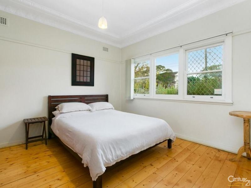 73 Balmoral Street, Waitara NSW 2077