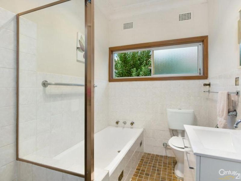 73 Balmoral Street, Waitara NSW 2077