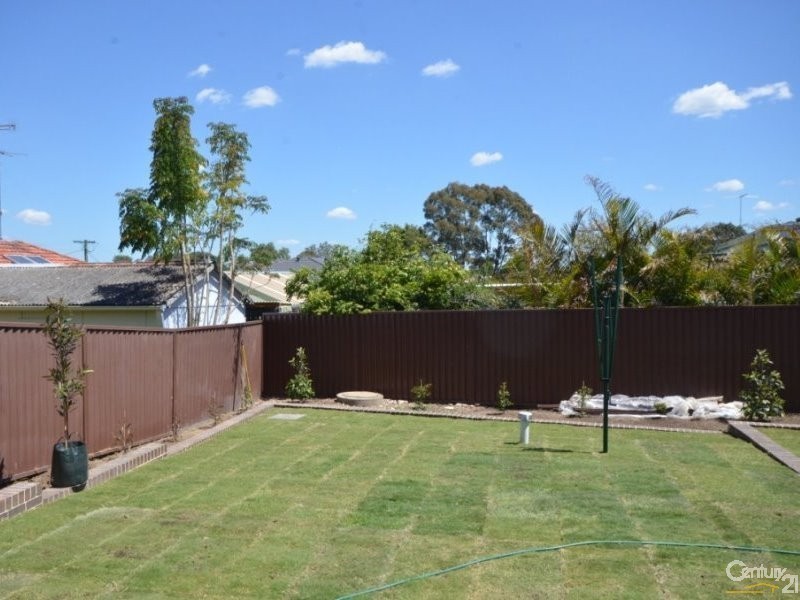 82  Bungaree Road, Toongabbie NSW 2146