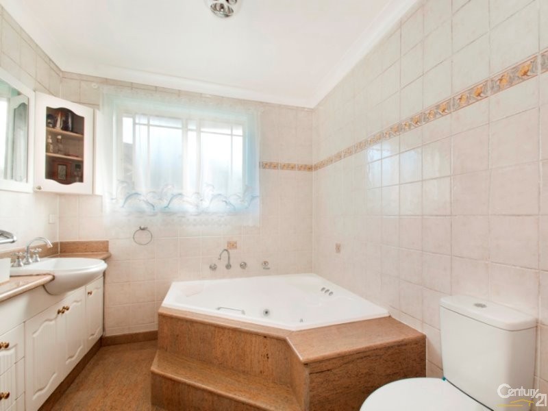 12A Roland Ave, Liverpool NSW 2170