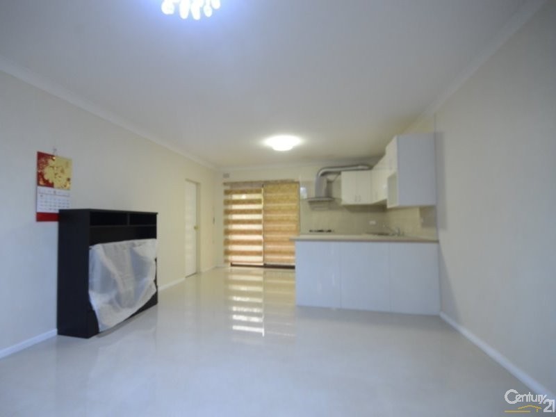 23 Joyner Street, Westmead NSW 2145