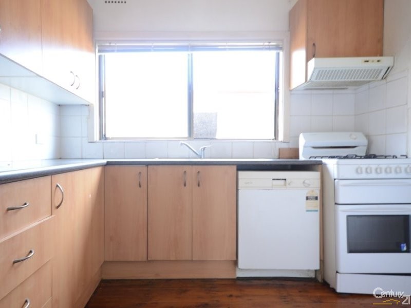 3  Levy Street, Pendle Hill NSW 2145