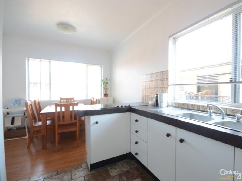 4/13 Alfred Street, Westmead NSW 2145