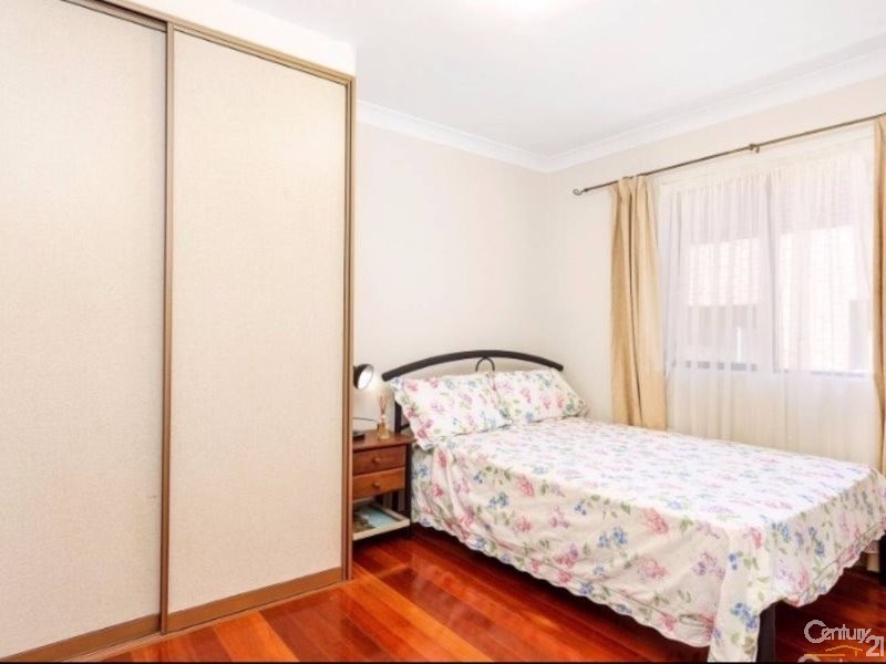 2/7 Jessie Street, Westmead NSW 2145
