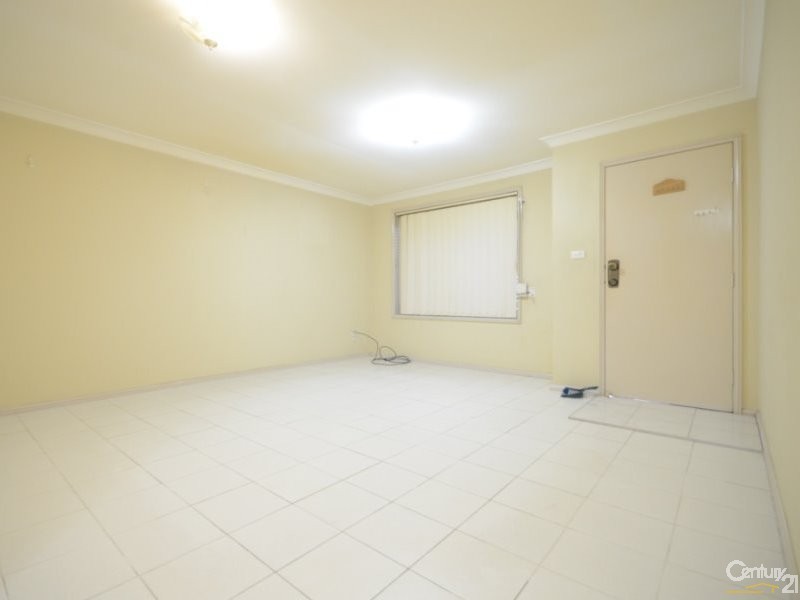 1/174 Dunmore Street, Pendle Hill NSW 2145