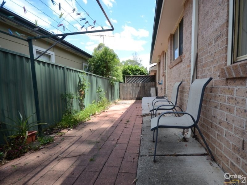 1/174 Dunmore Street, Pendle Hill NSW 2145
