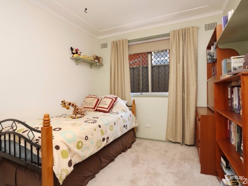 7 Austin Crescent, Constitution Hill NSW 2145
