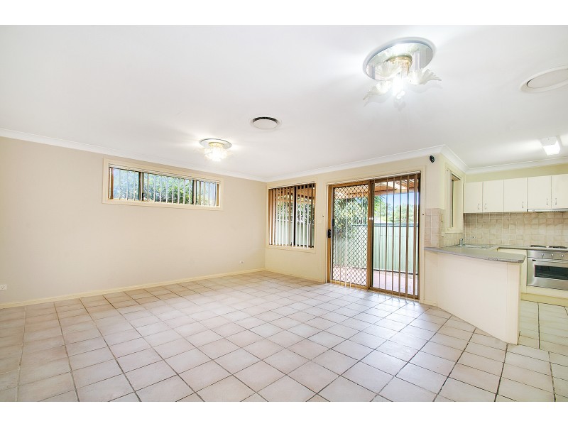 2A/77 Girraween Road, Girraween NSW 2145