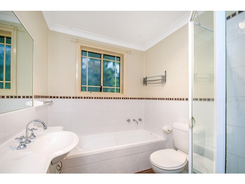 2A/77 Girraween Road, Girraween NSW 2145