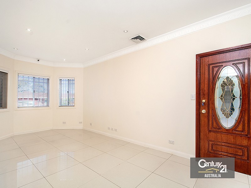 63 Chelmsford Road, South Wentworthville NSW 2145