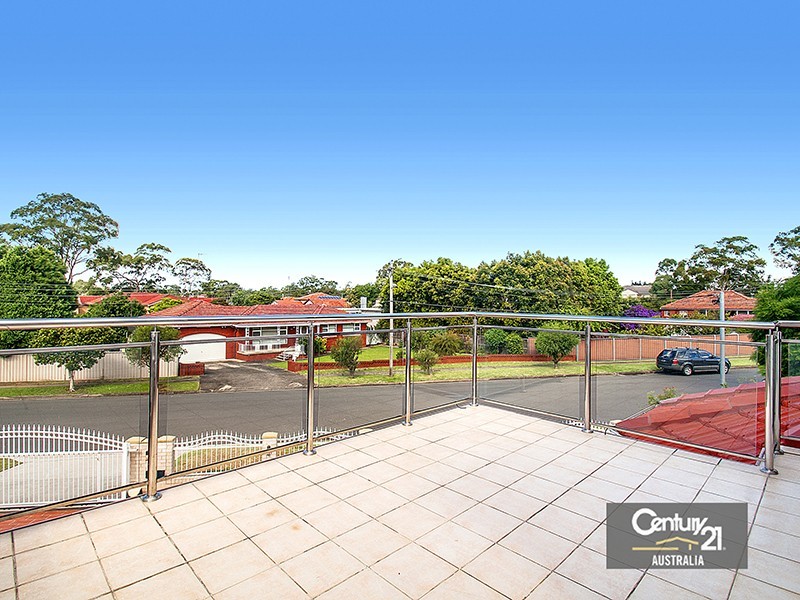63 Chelmsford Road, South Wentworthville NSW 2145