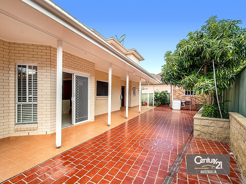 63 Chelmsford Road, South Wentworthville NSW 2145