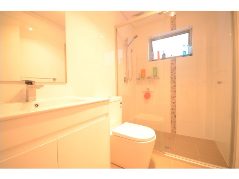 107A Ballandella Road, Toongabbie NSW 2146