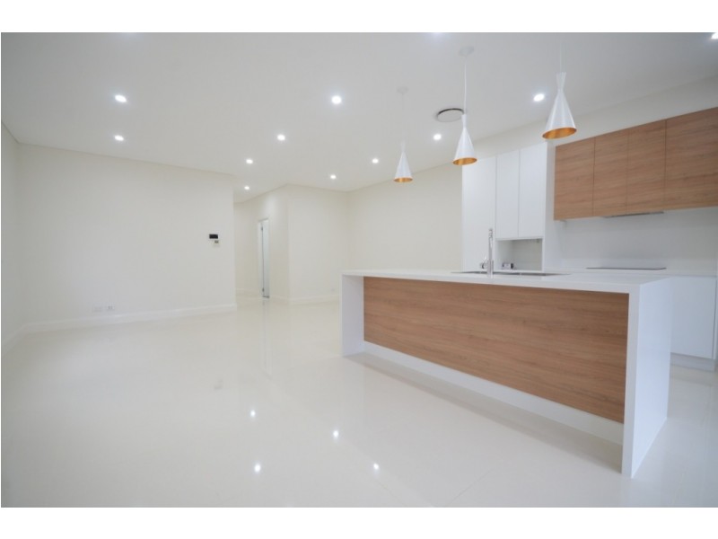 68B Roberta Street, Greystanes NSW 2145