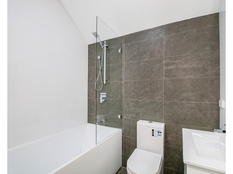 7/21 Girraween Road, Girraween NSW 2145