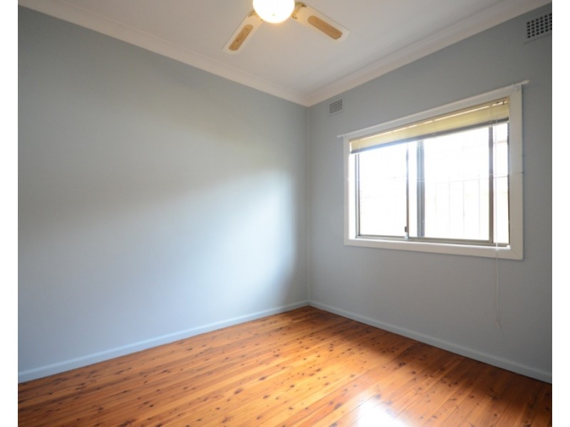 35 Warman Street, Pendle Hill NSW 2145