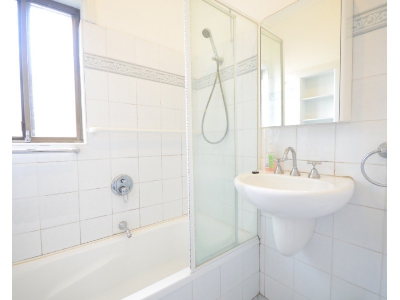 35 Warman Street, Pendle Hill NSW 2145