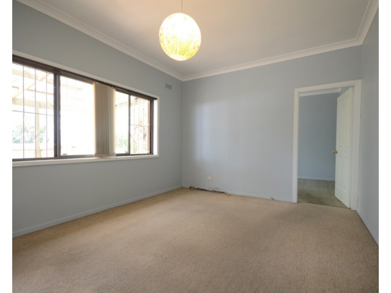 35 Warman Street, Pendle Hill NSW 2145