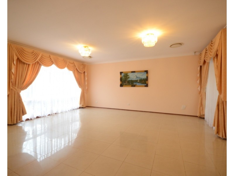 11 Vermont Court, Seven Hills NSW 2147