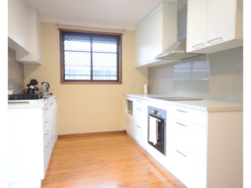 4 Cress Place, Quakers Hill NSW 2763