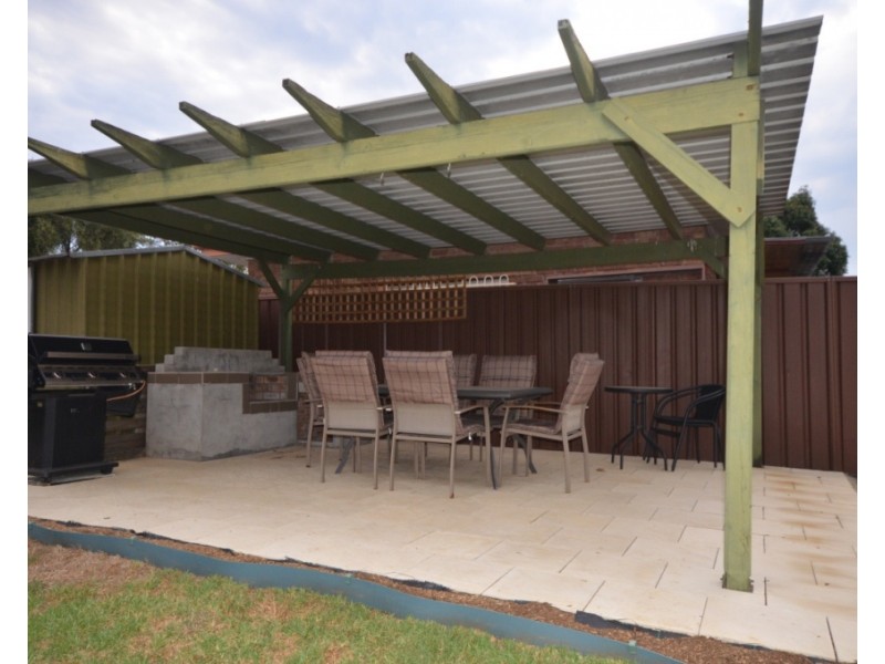 4 Cress Place, Quakers Hill NSW 2763