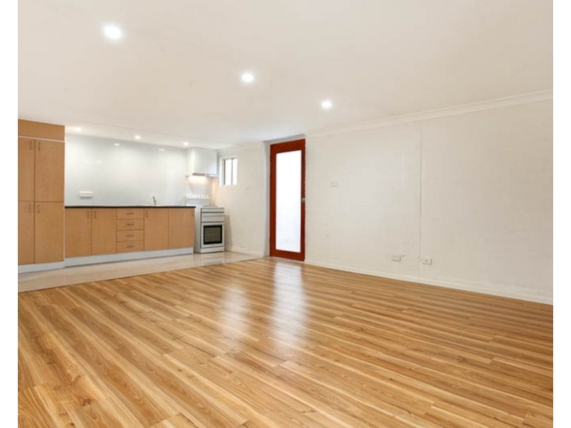 8B Dorothy Street, Wentworthville NSW 2145