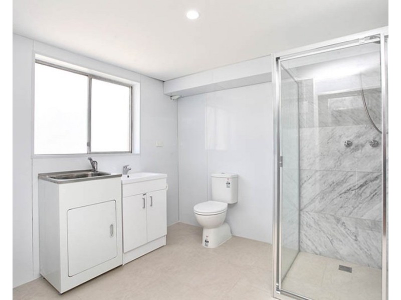 8B Dorothy Street, Wentworthville NSW 2145