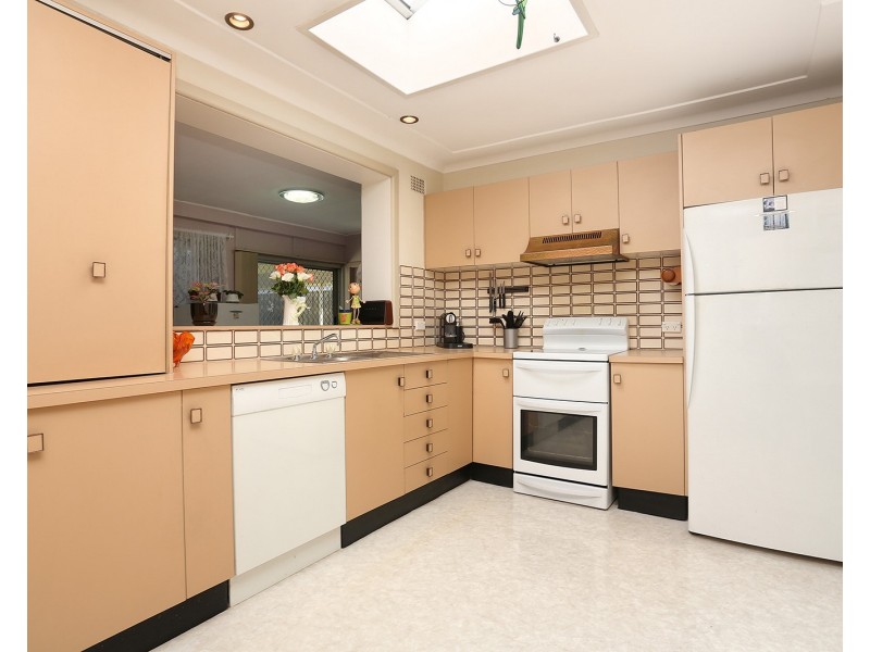 7 Austin Crescent, Constitution Hill NSW 2145