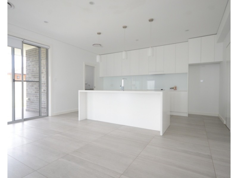 14A Roberta Street, Greystanes NSW 2145