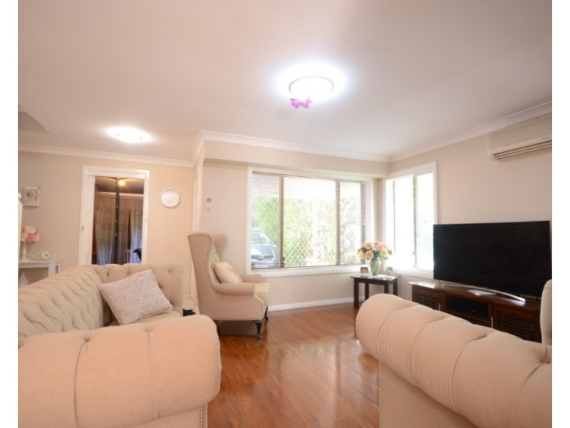 2/23 Barber Ave, Penrith NSW 2750